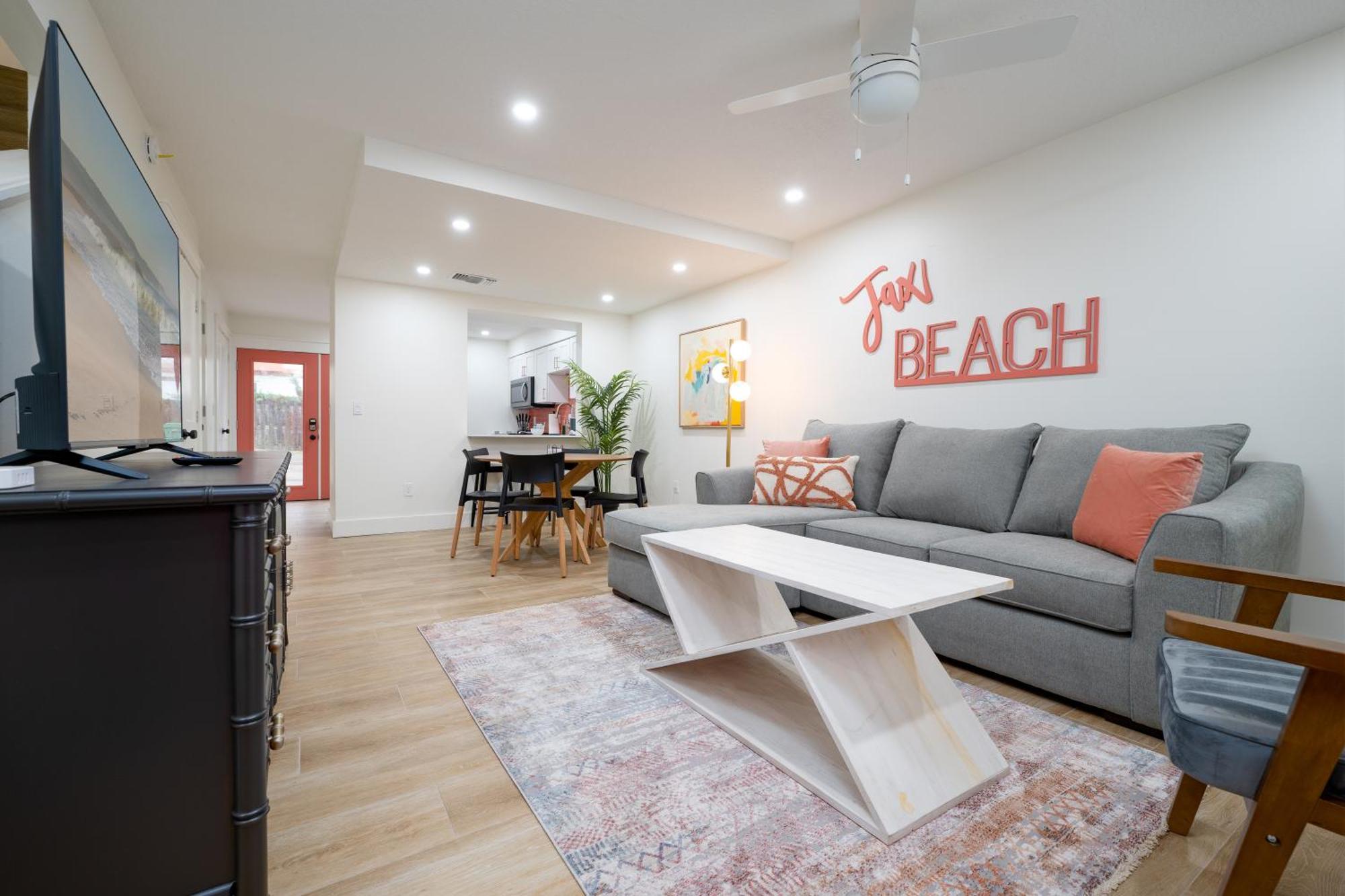 Be A Nomad Lovely 2Br 1Blk From The Ocean ジャクソンビル・ビーチ エクステリア 写真